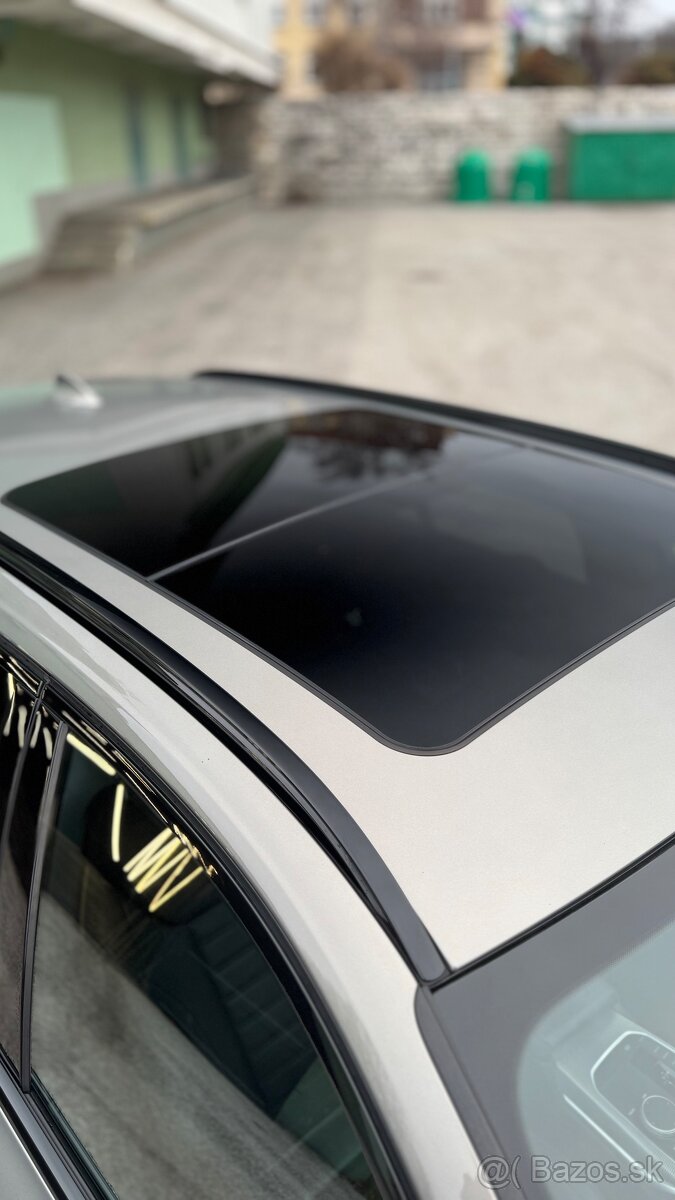 BMW G21 330i - M Sport - 12