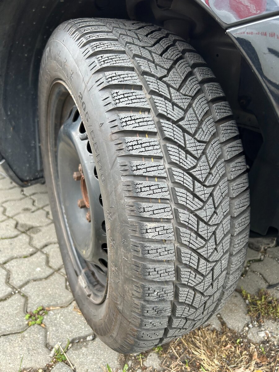 Ford Focus 1.6 16V Duratec Titanium 74kW100HP M5 2011 - 12