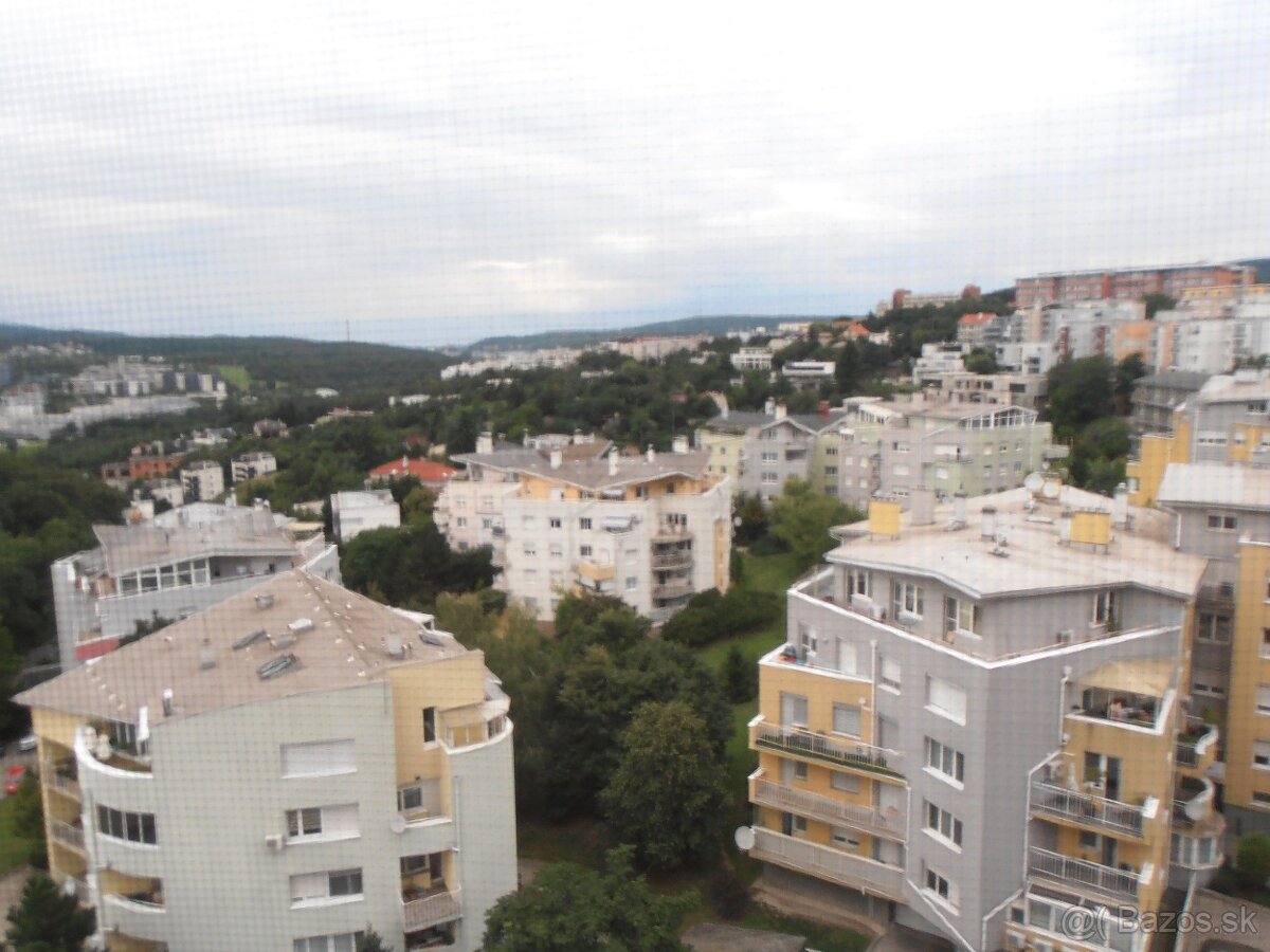 Prenájom 2 izb. bytu v BA I s parkovaním bezplatne - 12