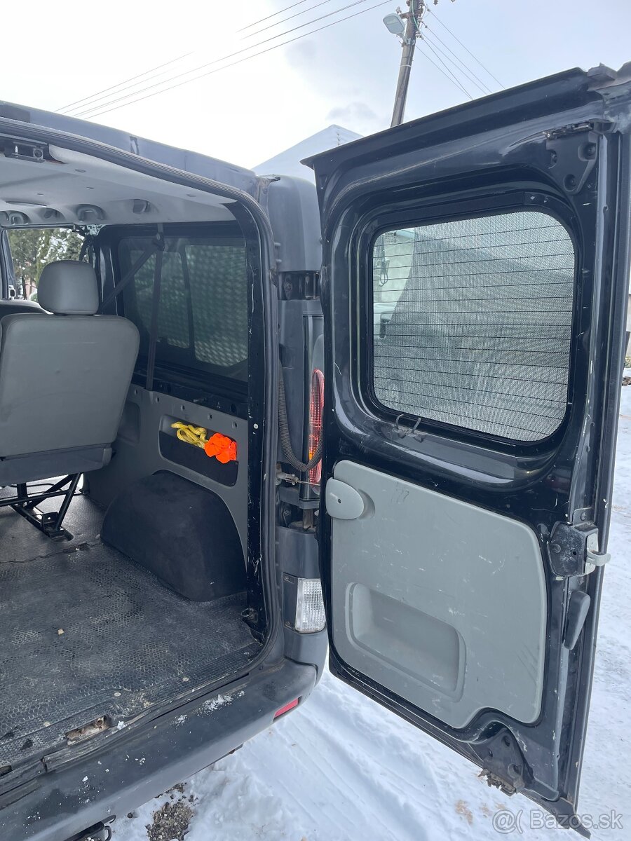 Predám Renault Traffic Long verziu - 12