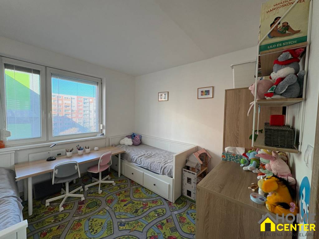 NA PREDAJ zrekonštruovaný 3,5-izbový byt pri centre mesta K - 12