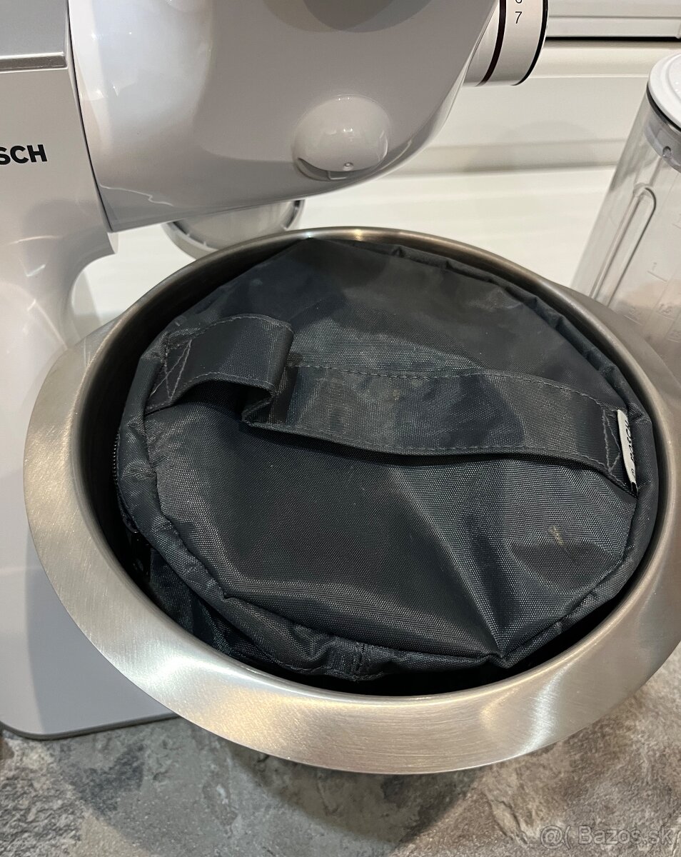 Bosch MUM 58258 1000w kuchynský robot - 12