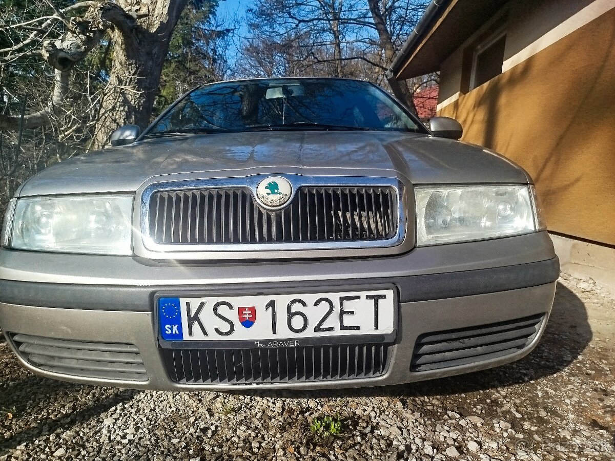 Škoda Octavia 1.6 Benzín - 12