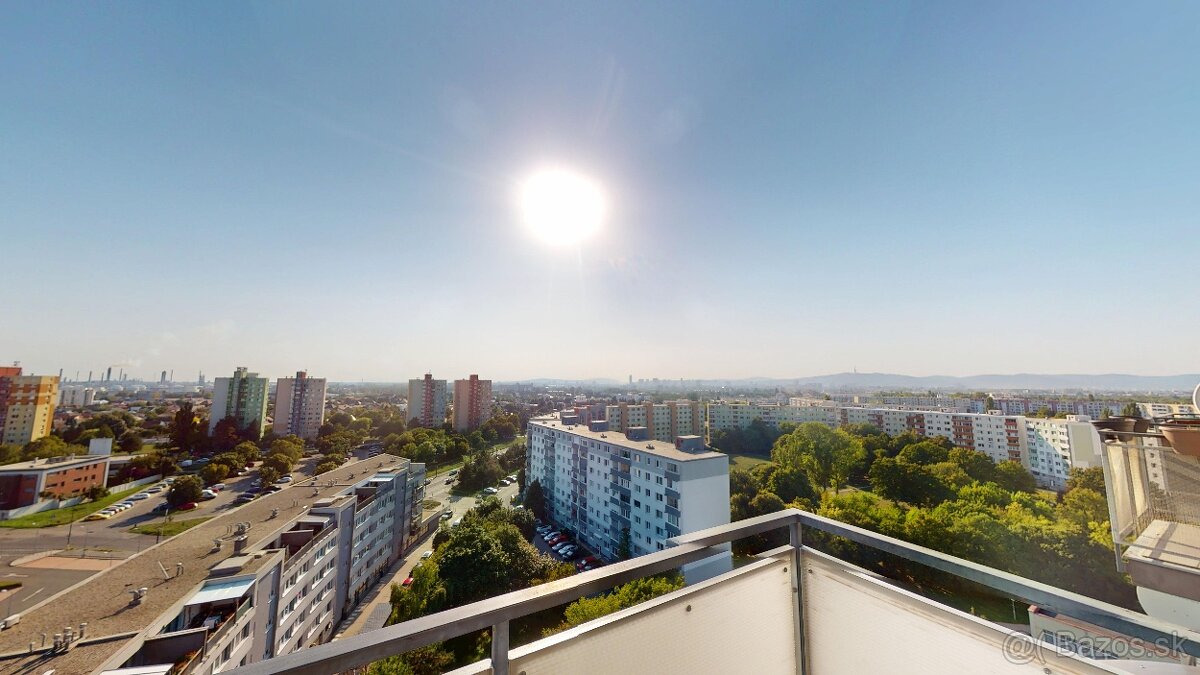 Svetlý 2i byt s dvomi balkónmi a parkovaním P. Biskupice - 12