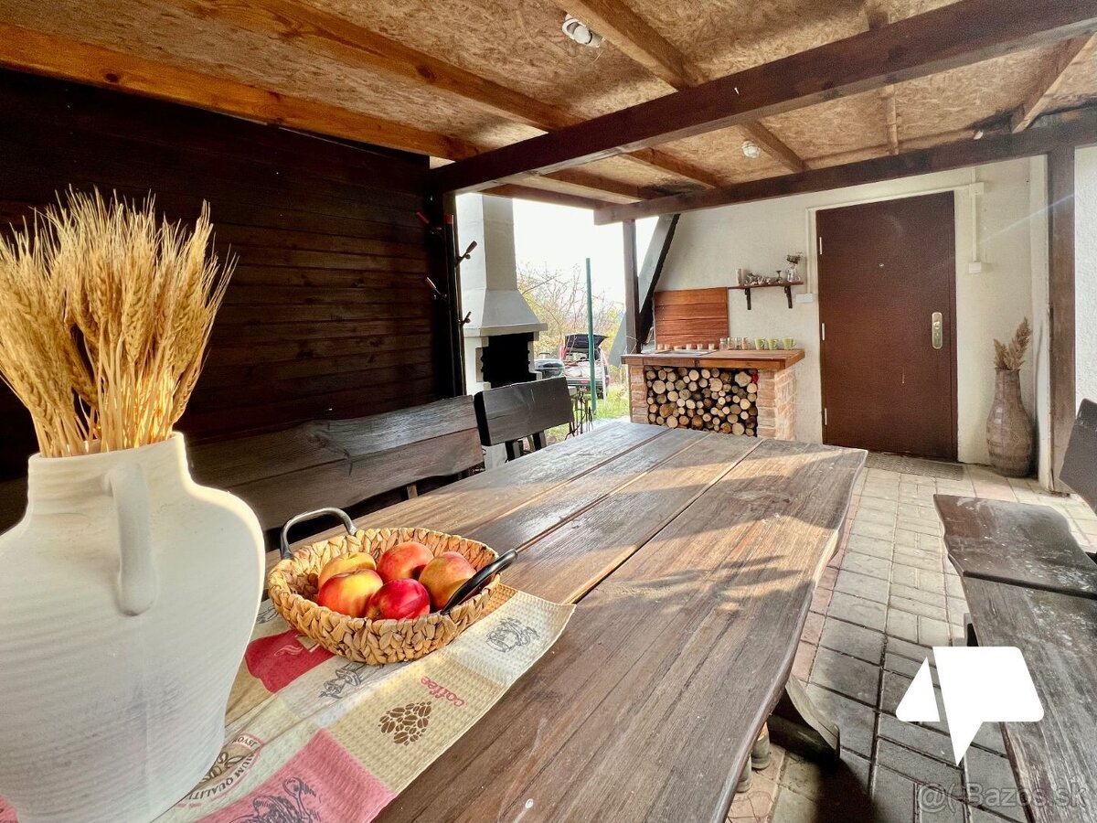 Útulná chata na predaj, kompletná rekonštrukcia, Nitrianske - 12