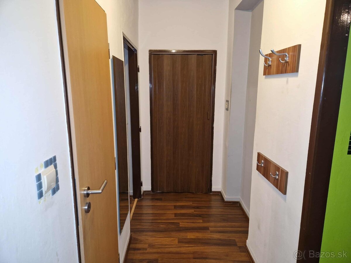 Na predaj 2 izbový byt v meste Prievidza. - 12