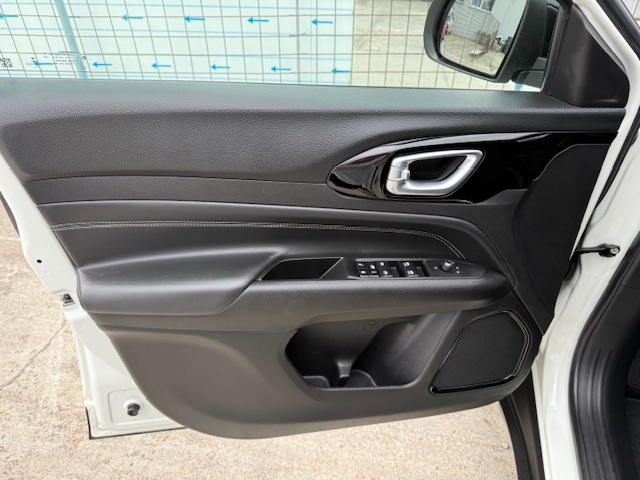 Jeep Compass 1.3 Turbo PHEV Limited, 2021 rok - 12