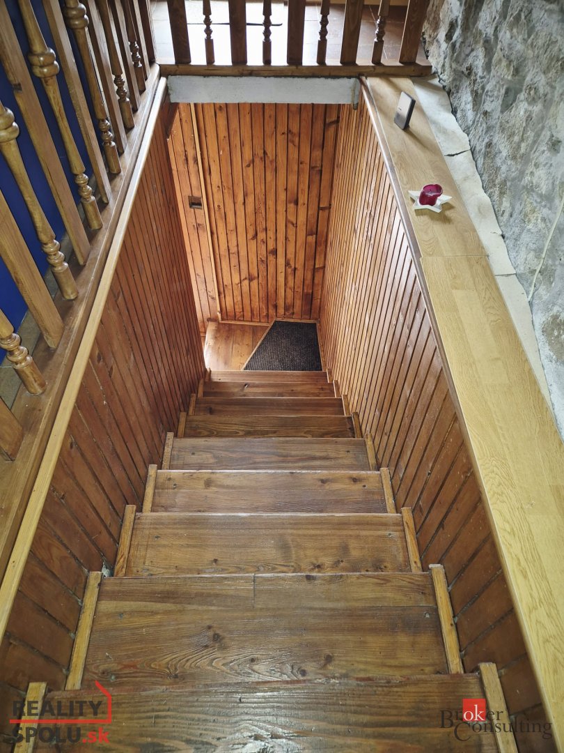 Dvojgeneračný rodinný dom Kežmarok - 12
