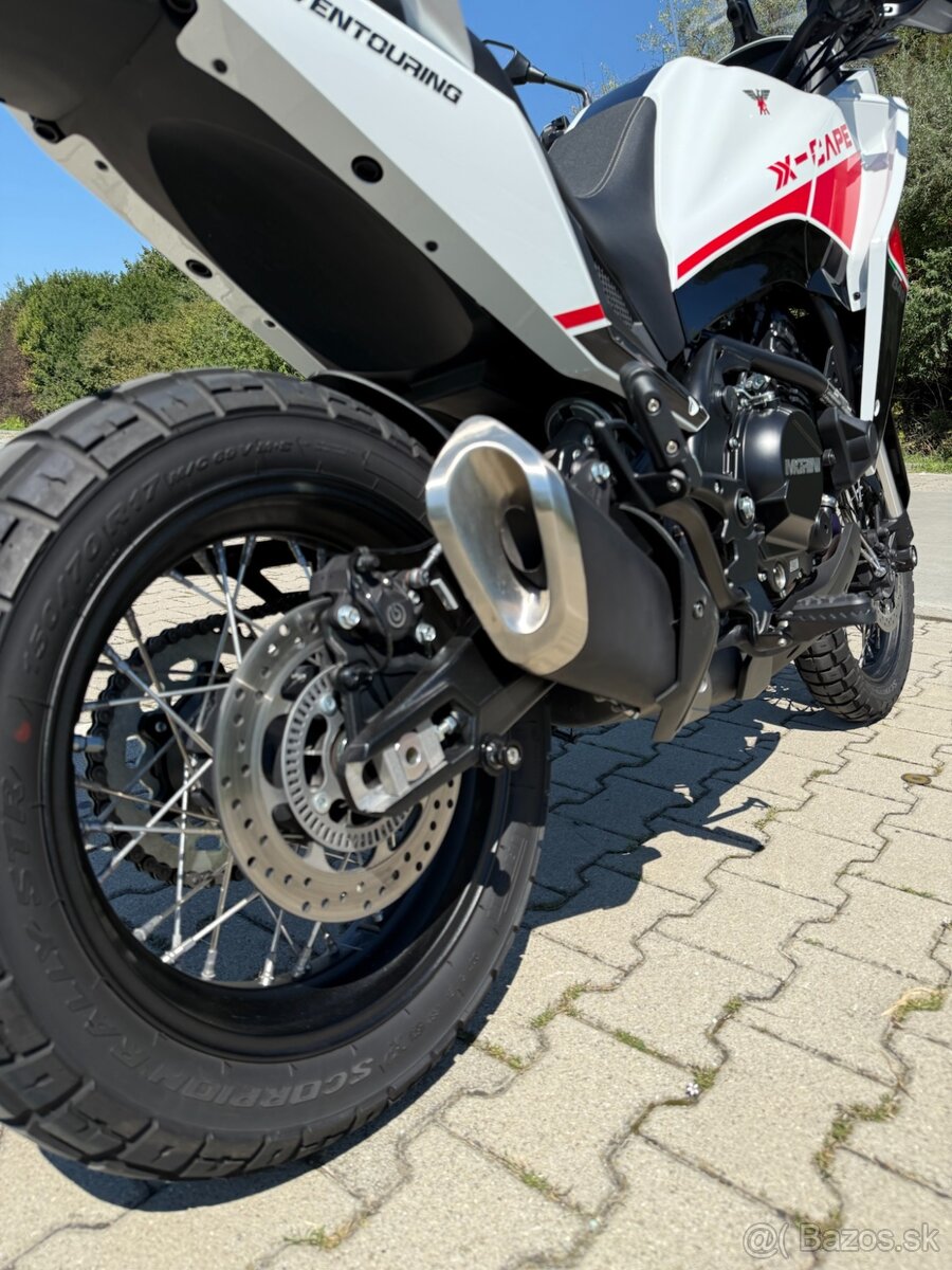 Moto Morini X-Cape 650 - 12