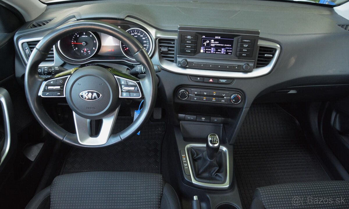 KIA Ceed 1.60 CRDi, SR. voz , Nové rozvody, Servi.kniha - 12