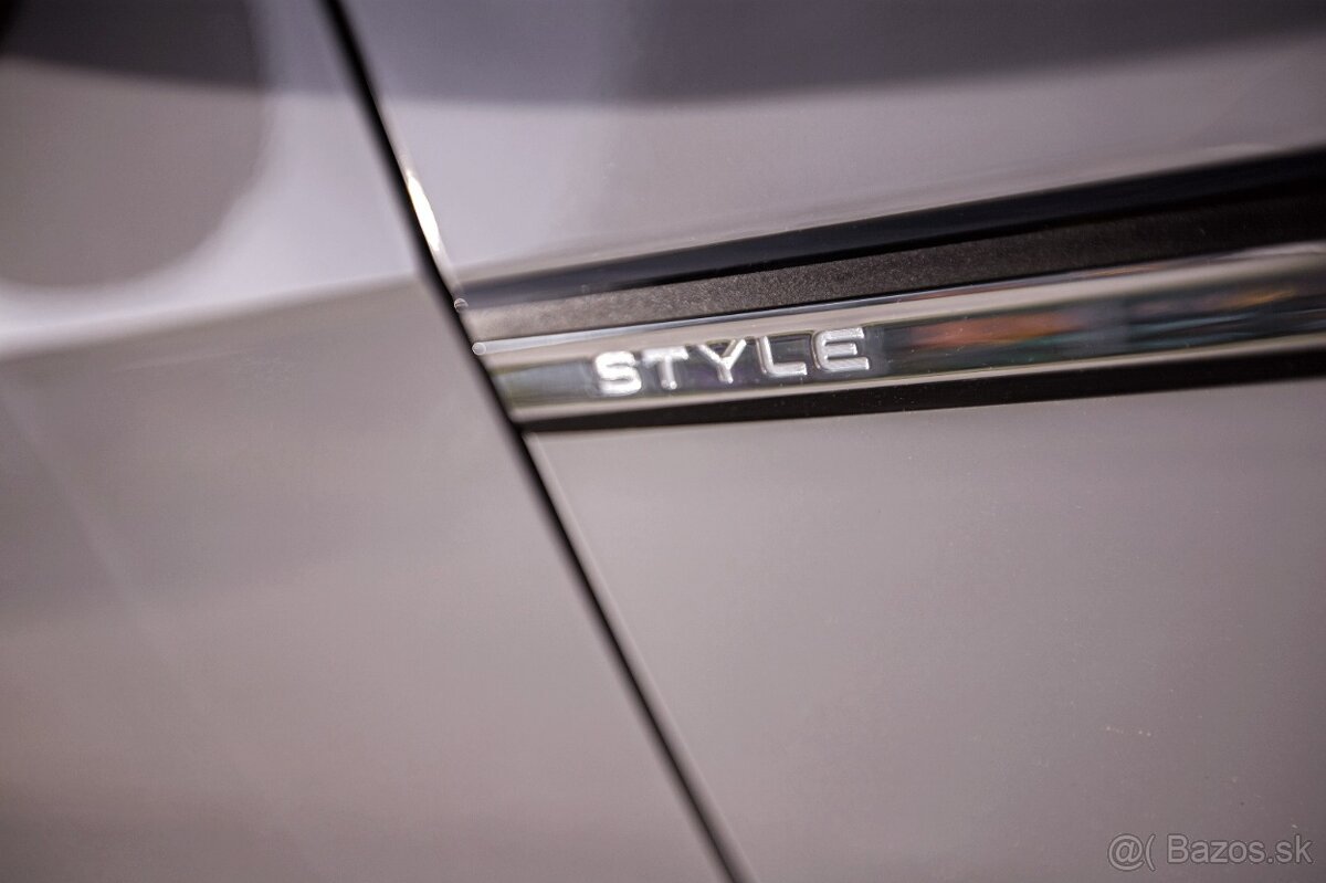 Volkswagen Golf Variant 2.0 TDI Style DSG, DPH - 12