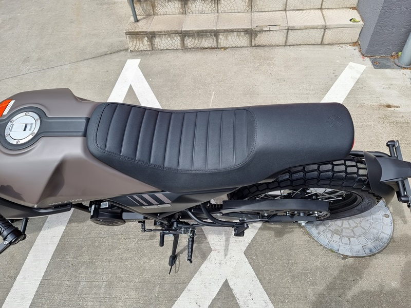 BRIXTON CROSSFIRE 125LC ABS - 12