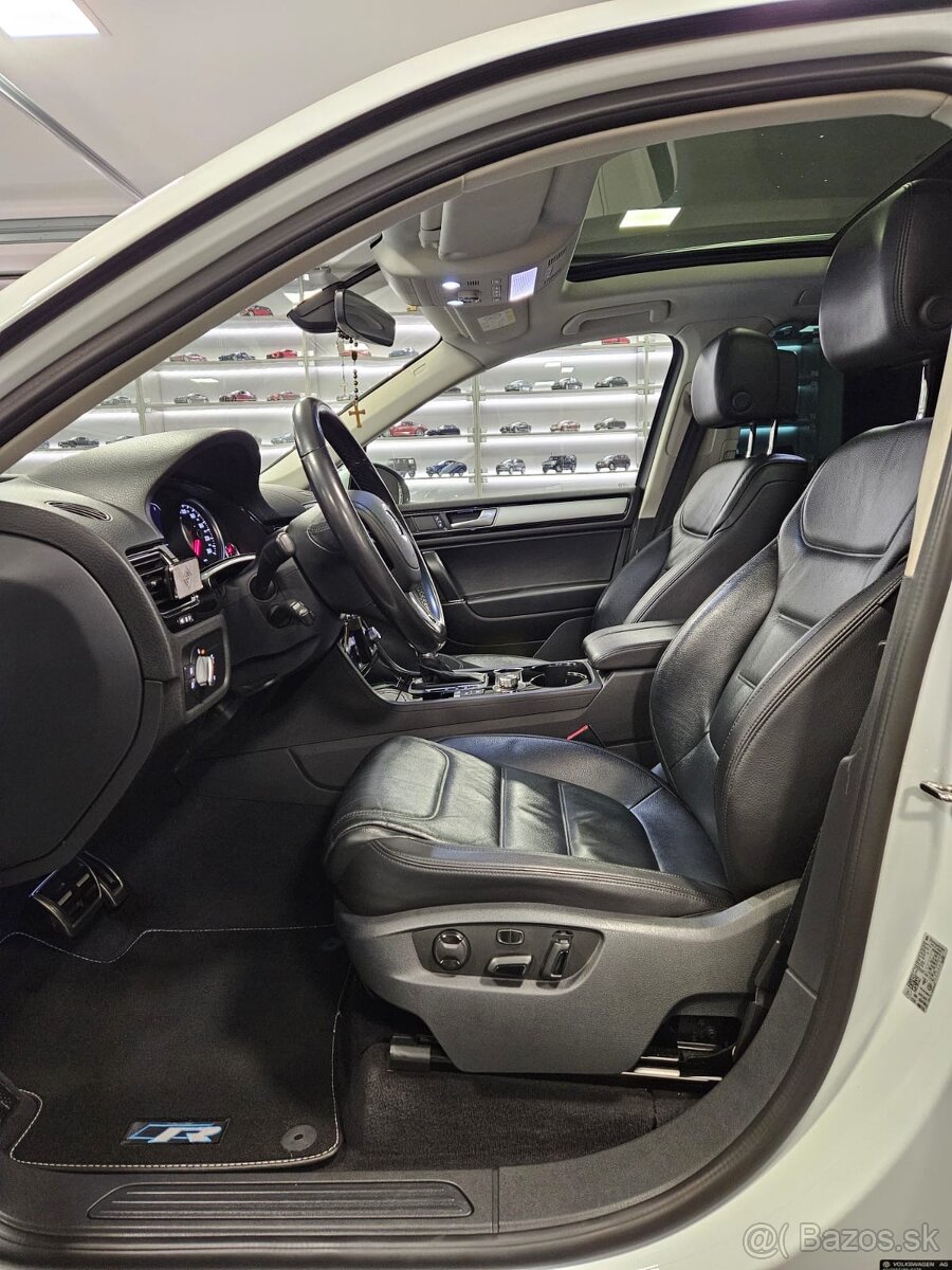 Volkswagen Touareg 3.0 V6 TDI R-line 150kw bez vzduchu - 12