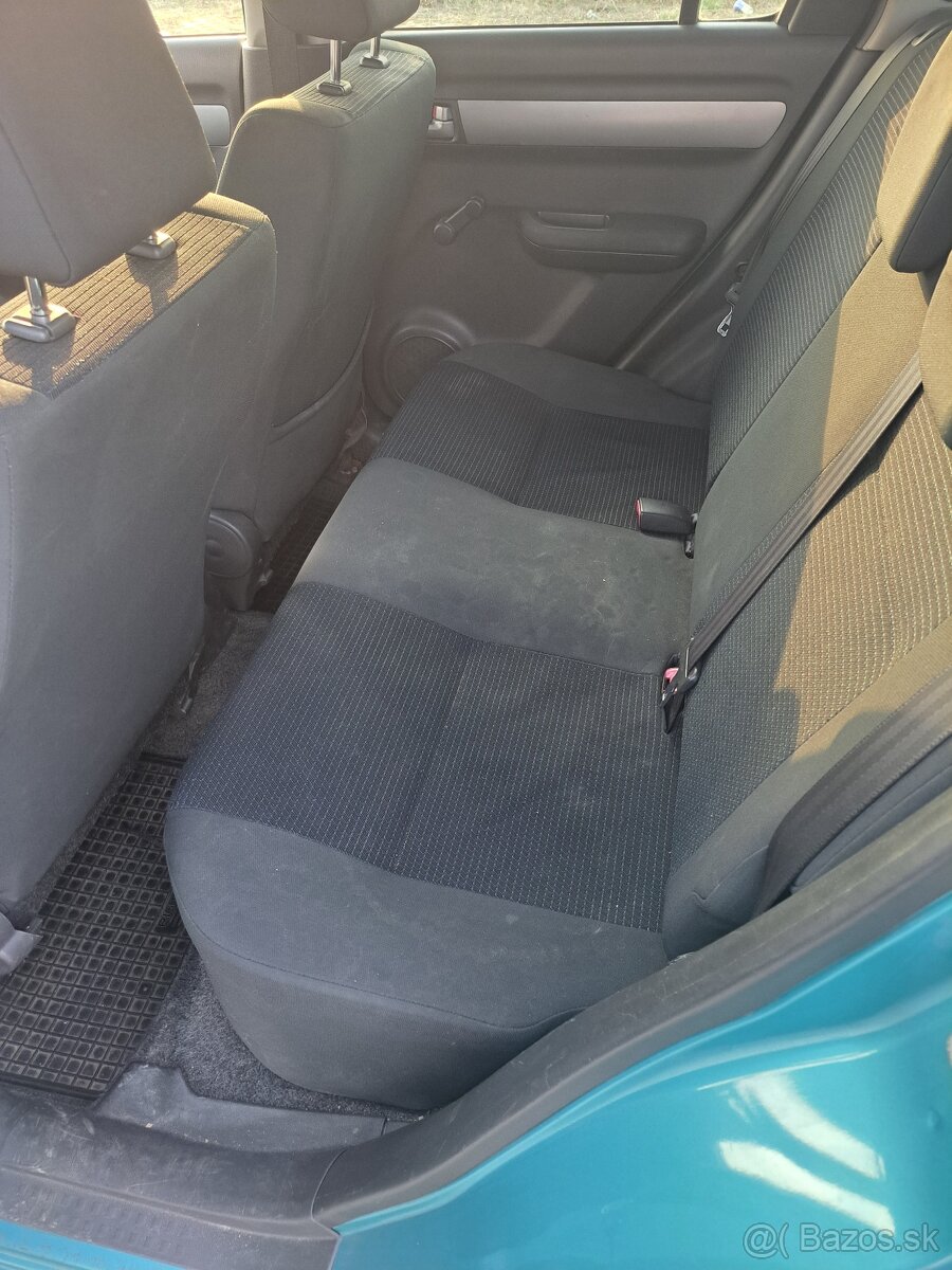 Suzuki Swift 1.3 Freeze - 12