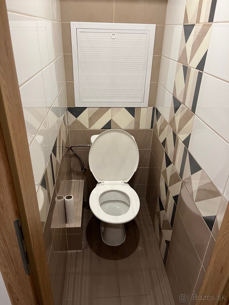 Ponúkam 2-izbový byt - 12