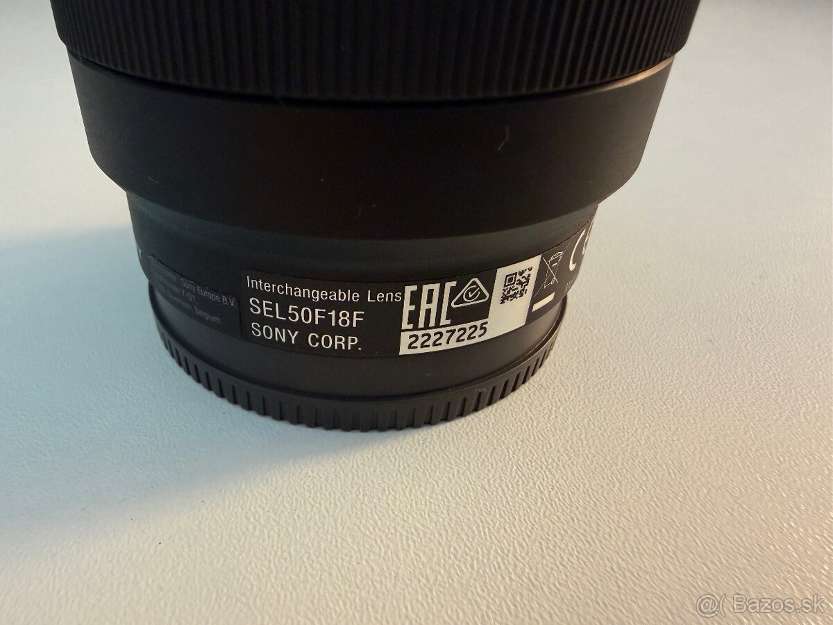 Sony A6300 + 6 batérií + klietka + 2x objektív - 12