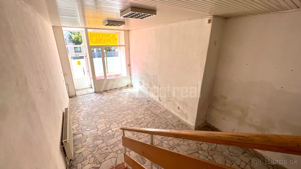 Obchod na Masarykovej ulici - totálne centrum mesta. - 12