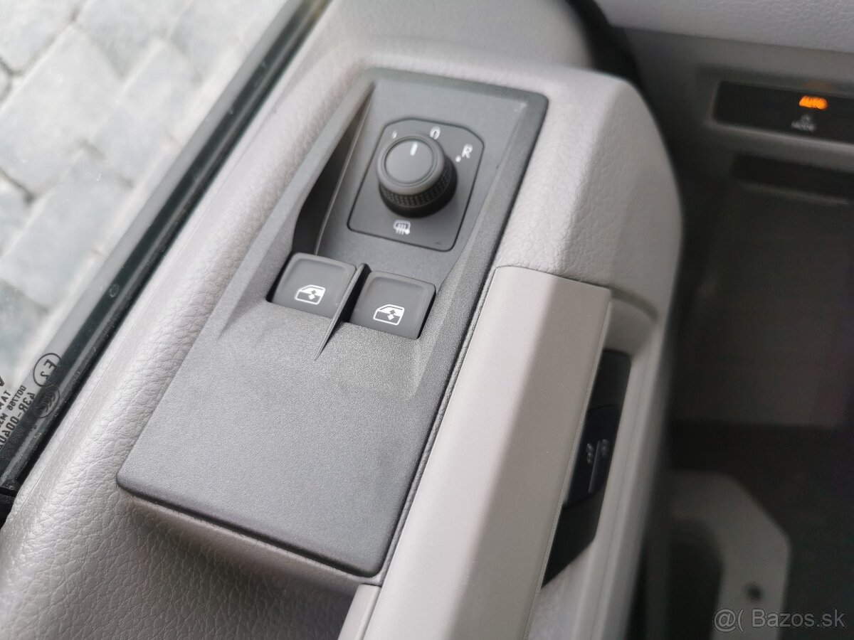 VW Crafter 2025 30 L3H2 LIFT BLACK LED PDC TAZNE LANE ASI - 12