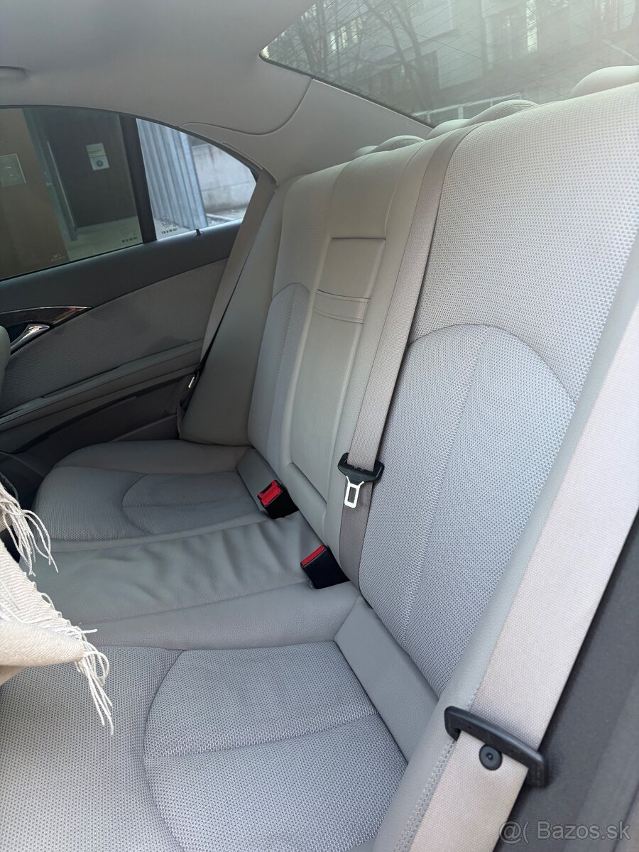 Mercedes Benz e280 cdi 2009 - 12