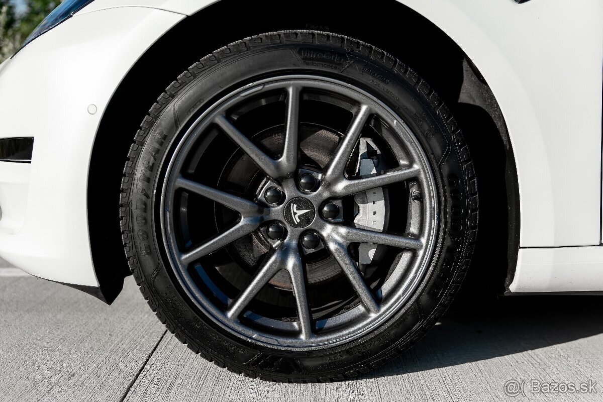 Tesla Model 3 SR+| 208 kW|60 kWh|Premium Connectivity l DPH - 12