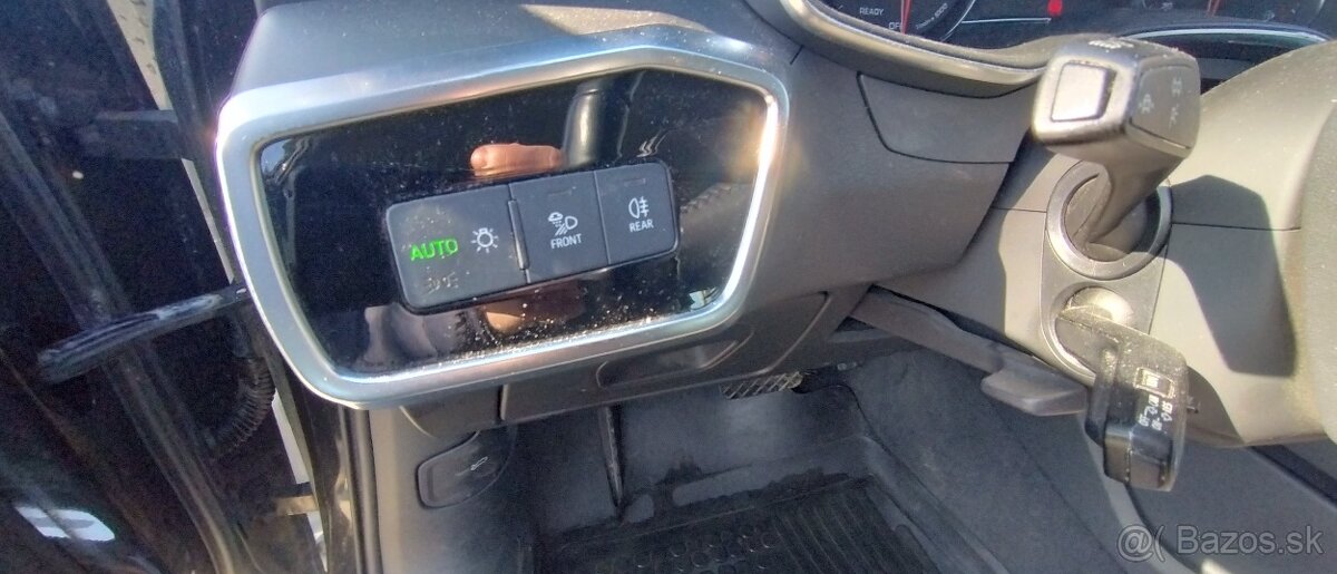 Audi a6 2020 150 kw - 12