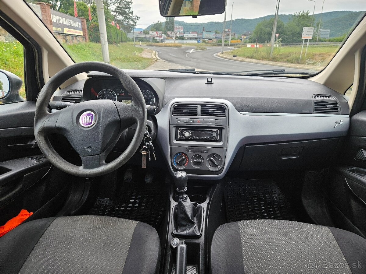 Fiat Grande Punto 1.2 8v Dynamic - 12