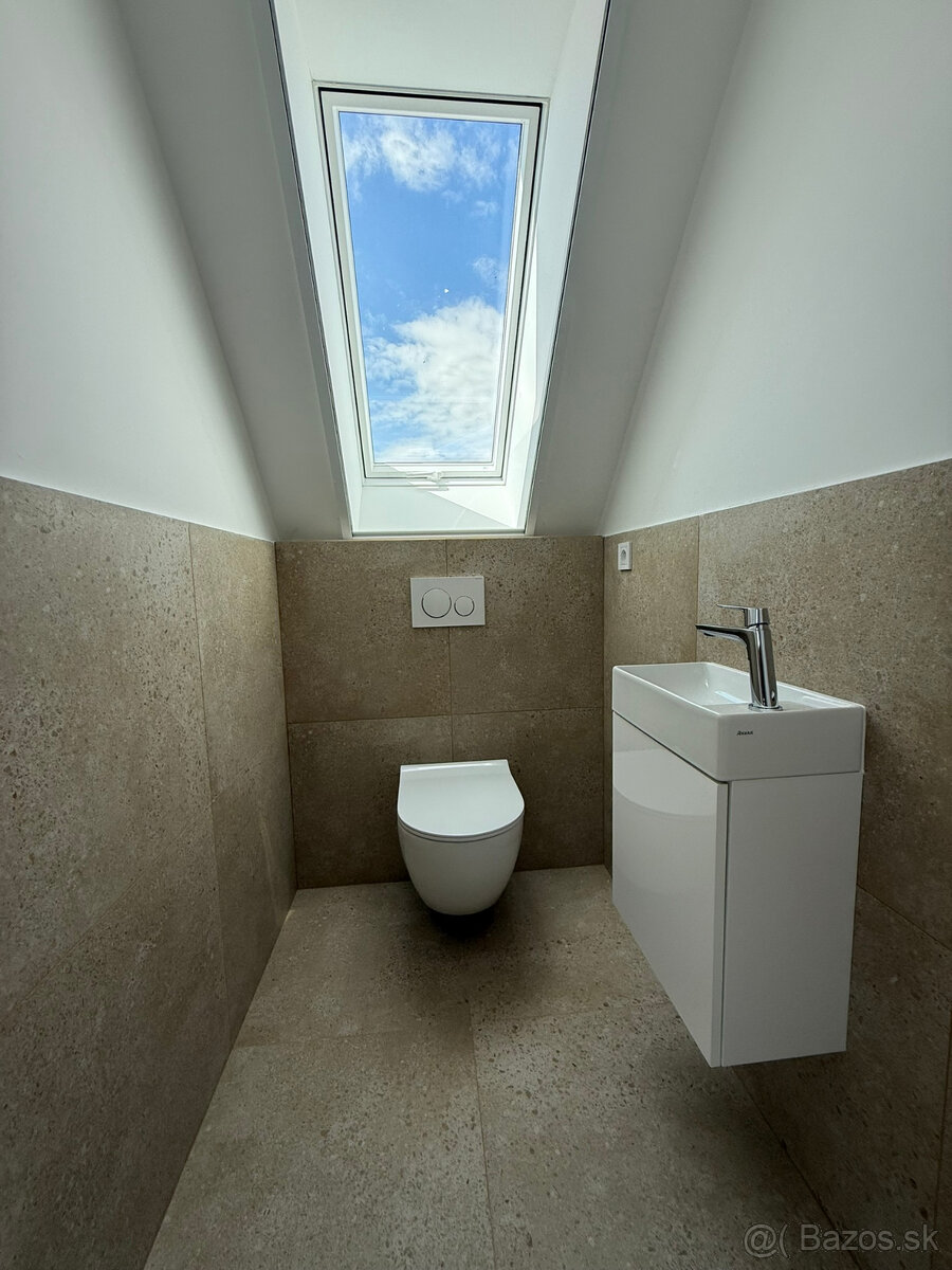 Na predaj 4-izbový dom / poschodový / vo vybavení ŠTANDARD - 12