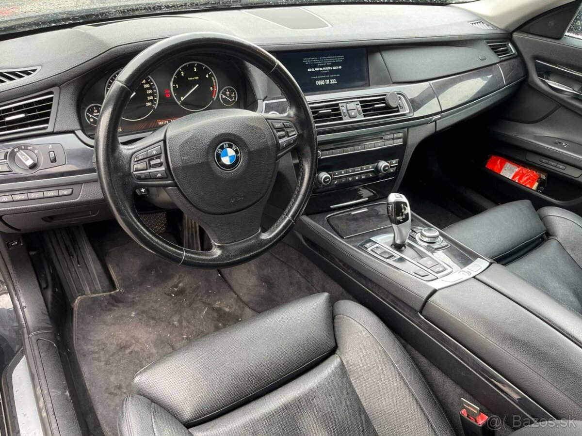 BMW 730d - 12