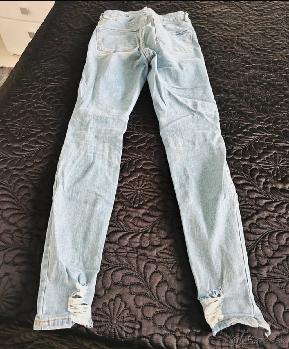 Dámdke džíny - 12