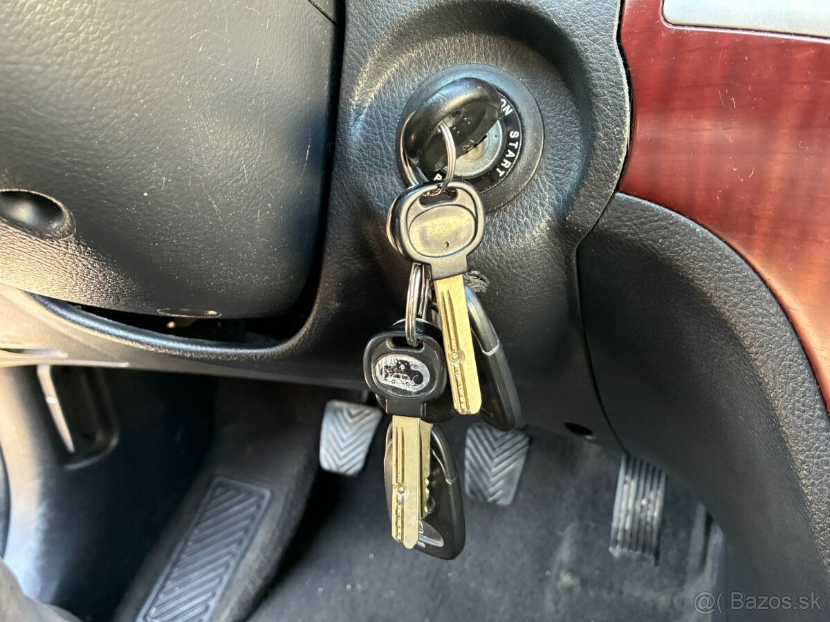 Hyundai Santa Fe 2.2CRDi, 110KW, 4X4 - 12