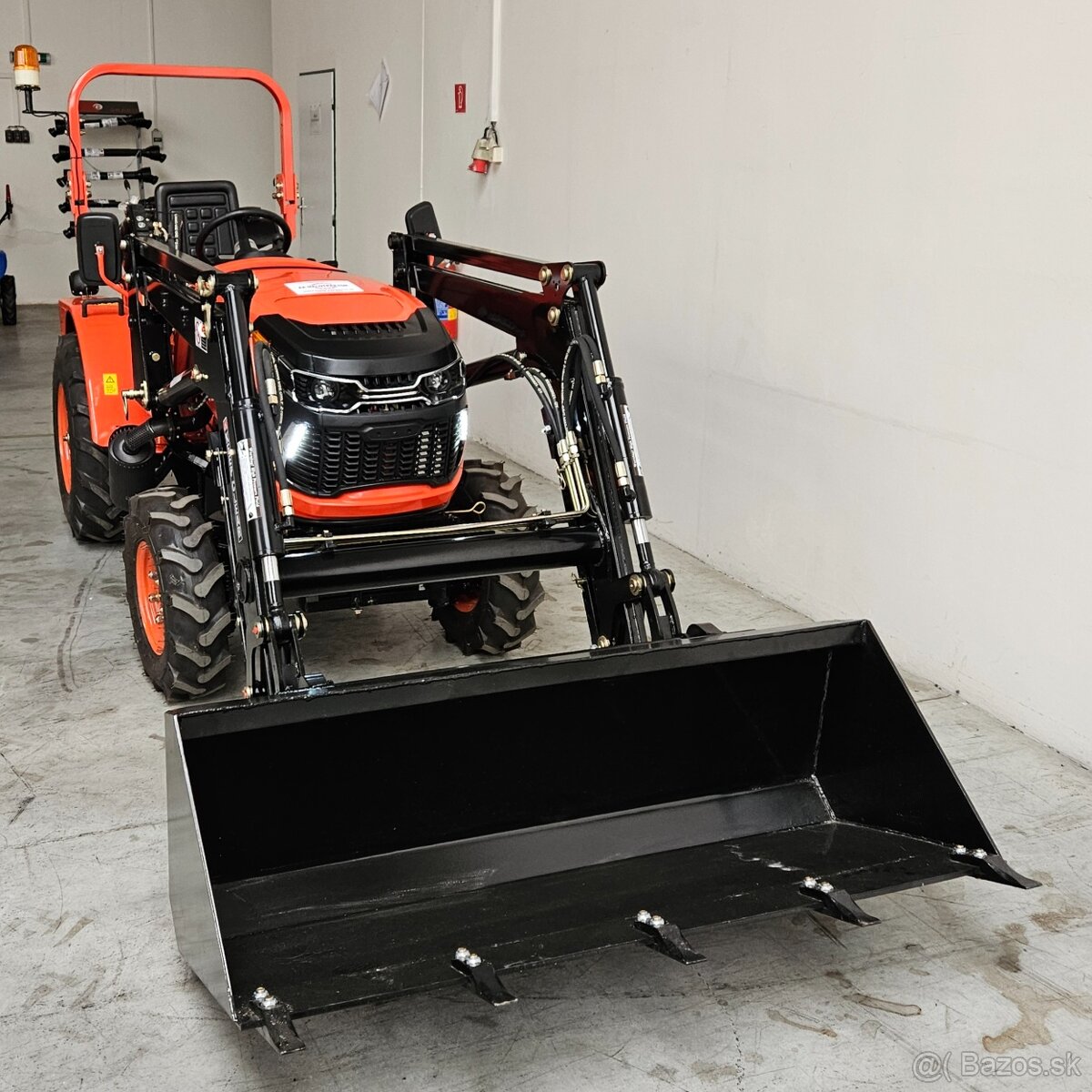 Traktor, malotraktor RHINO, 25, 35, 45 alebo 55 HP, AKCIA - 12