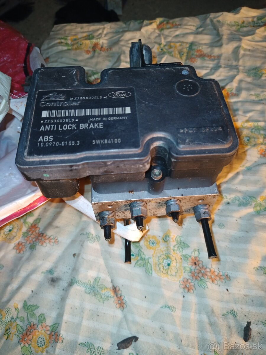 Rozpredam Mazda 3 1,4b 2004 - 12