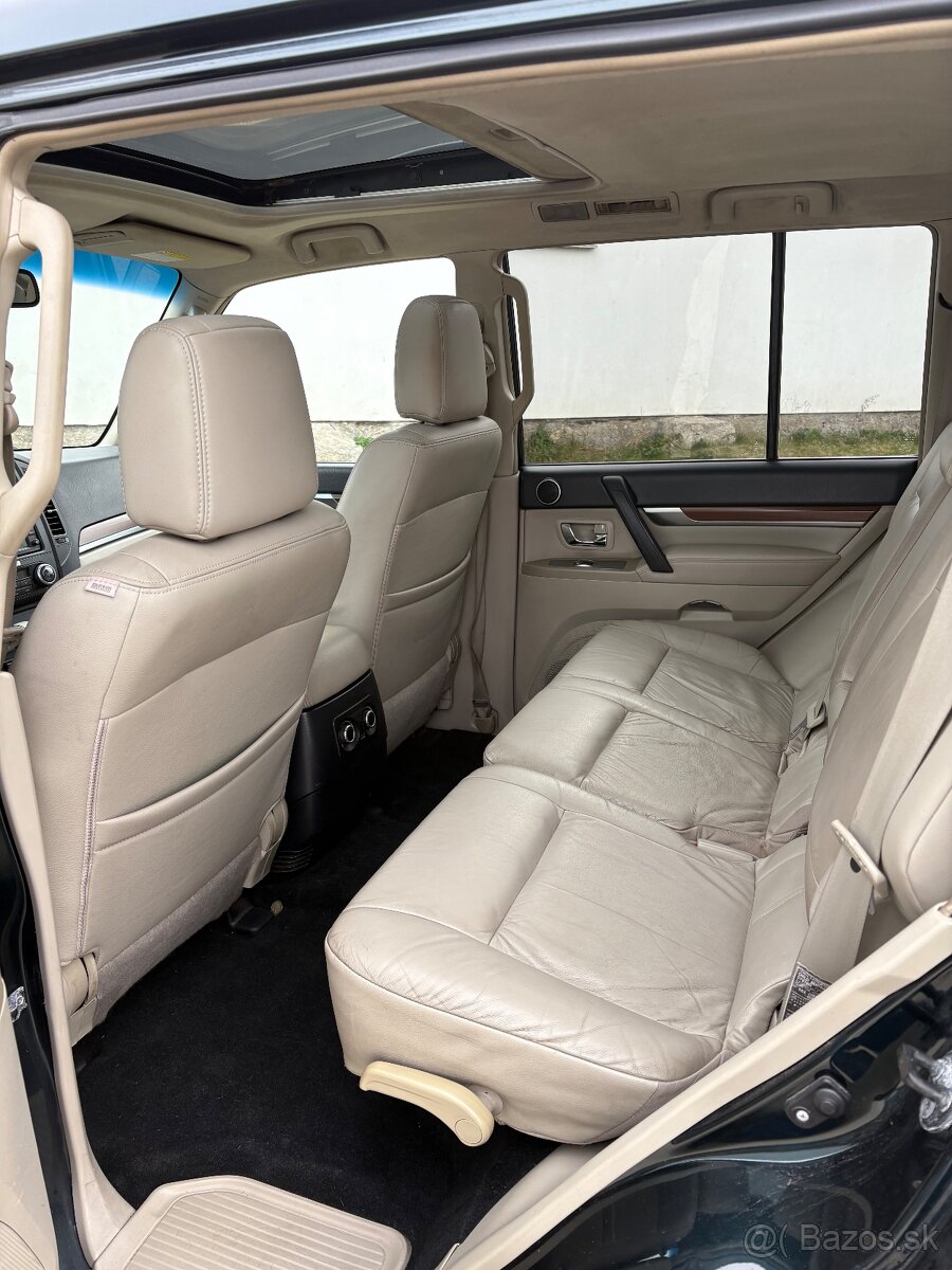 Mitsubishi Pajero 3.2 125kw 4x4 - 12