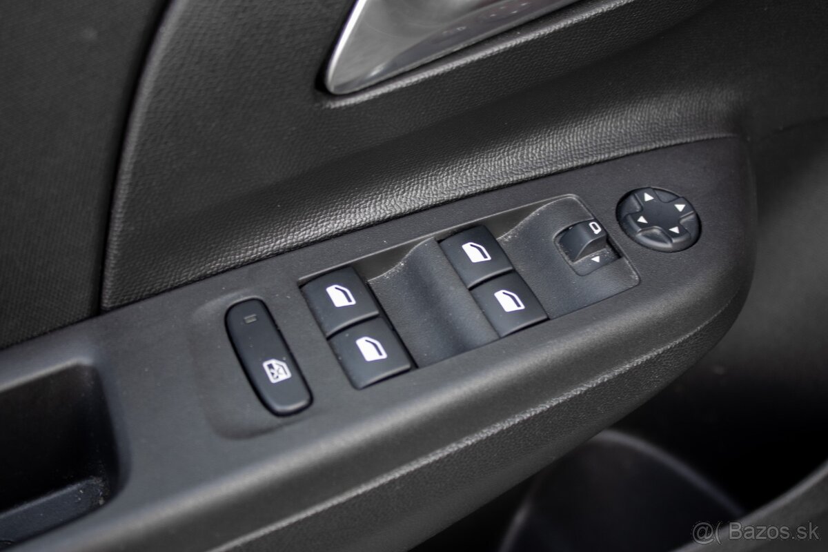 Opel Corsa 1.2 74kW 8AT - 12