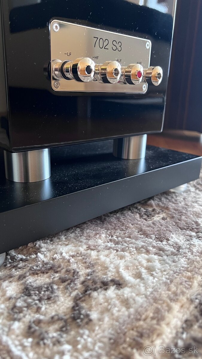 Bowers & Wilkins 702 S3 Black Gloss - 12