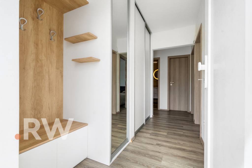 Rezervované Moderný 3-izbový rodinný dom v Slovenskom Grobe - 12