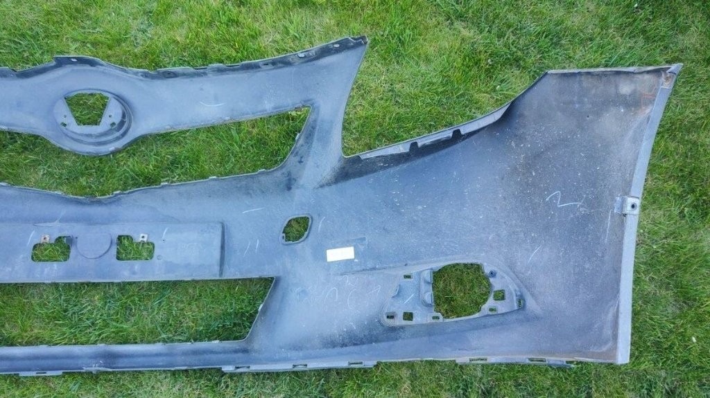 Toyota Verso 2009 - 2013 - Predny naraznik - 12