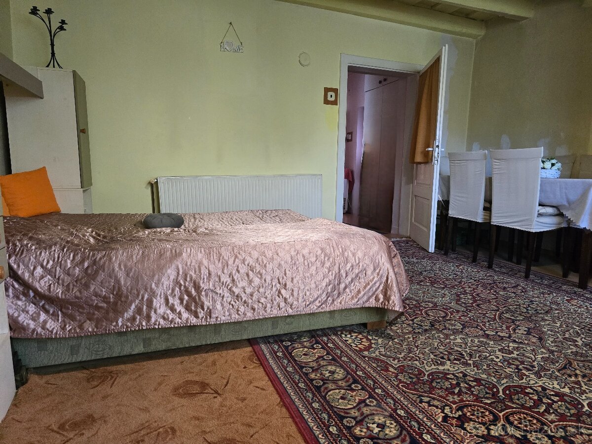 Útulná chalupa s hosp. budovou a záhradou 834 m² Podkylava - 12