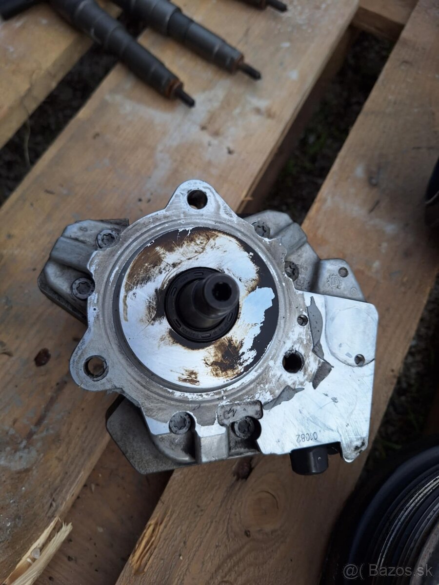 Predám diely z motora BMW X5 e70r.v 2008 - 12