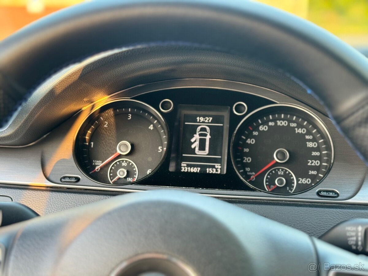 Volkswagen Passat B7 2.0 TDi 103kw - 12