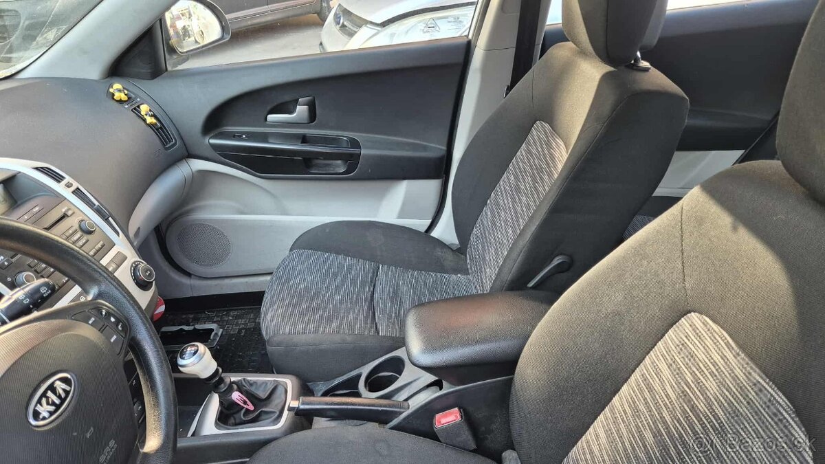 Kia Ceed 1,4i 77kw, kód: G4FA - 12