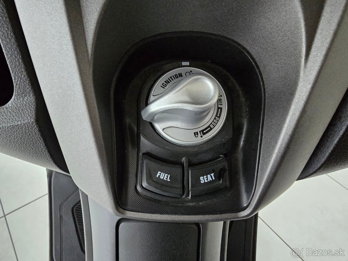 Yamaha N-Max 125 Slovak - 12