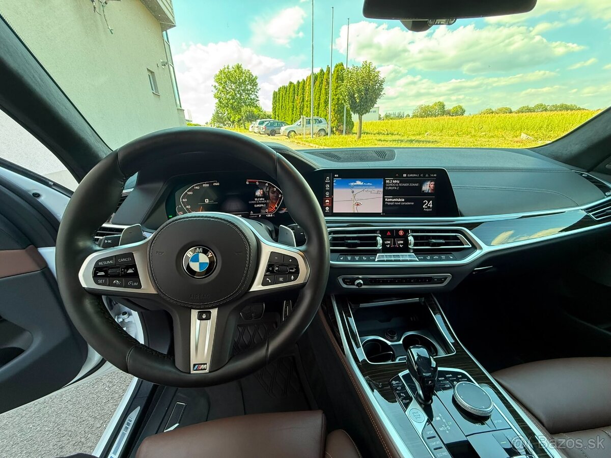 BMW X7 M50d xDrive - 12