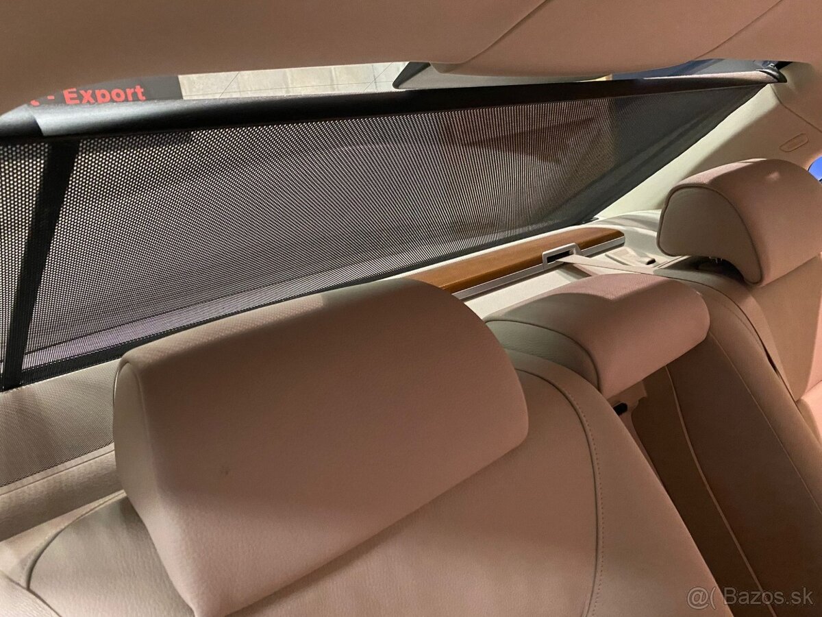 BMW 7 Series 750i TOP- Benzín - Automatické - 407 hp - - 12