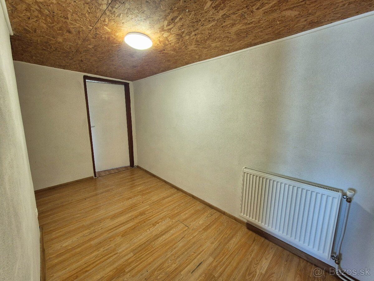 EXKLUZÍVNE_prenájom_rodinný dom_Levice - 12