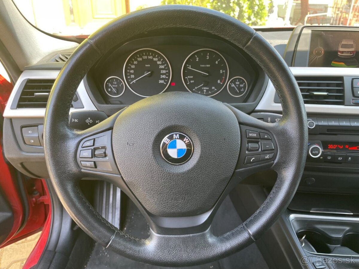 BMW 3 F30 316d - 12