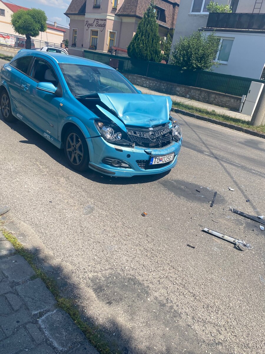 Opel Astra GTC OPC 1.6 85kw - 12