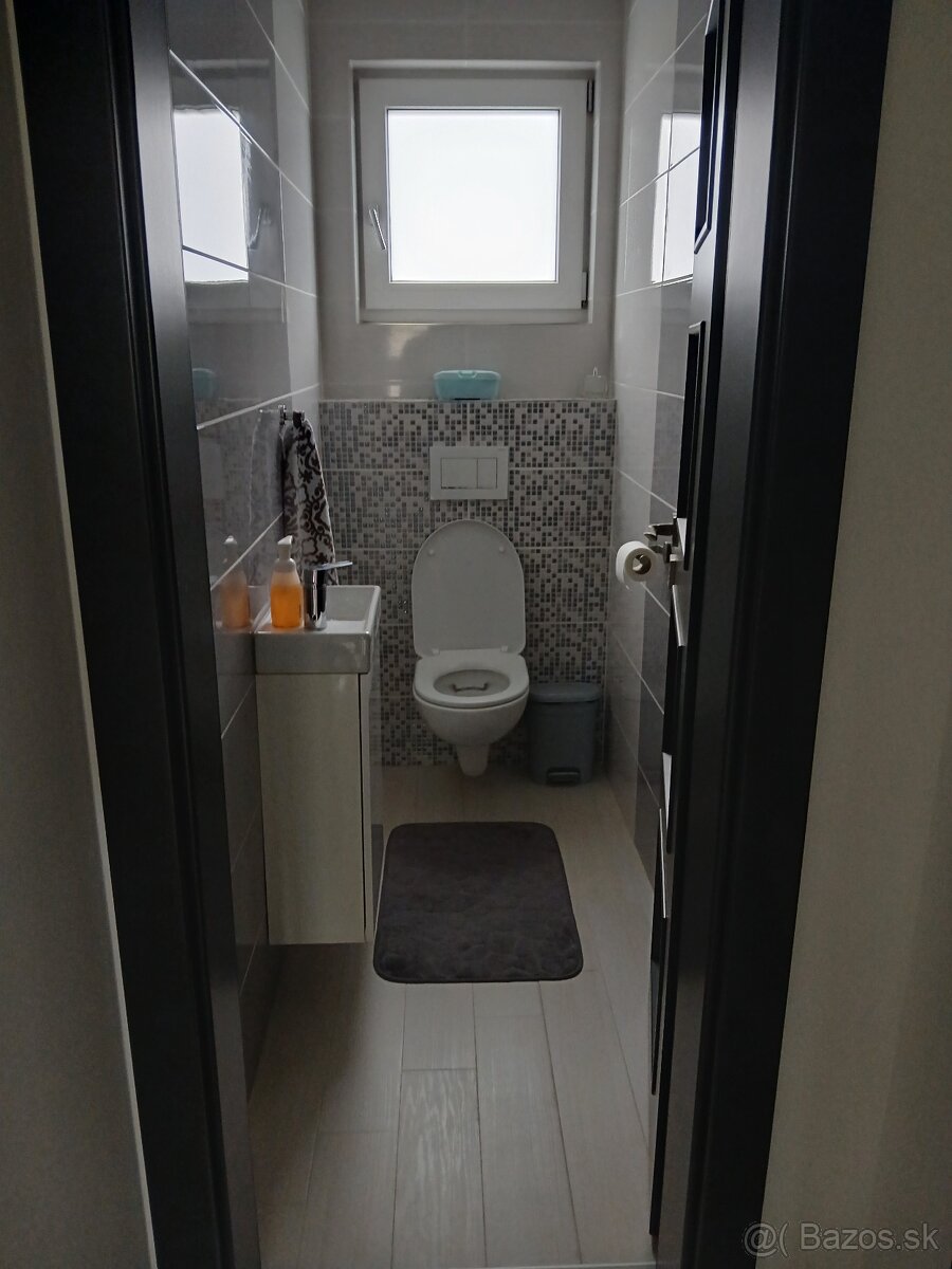 Na predaj moderný rodinný drevodom v tichej lokalite v pútni - 12