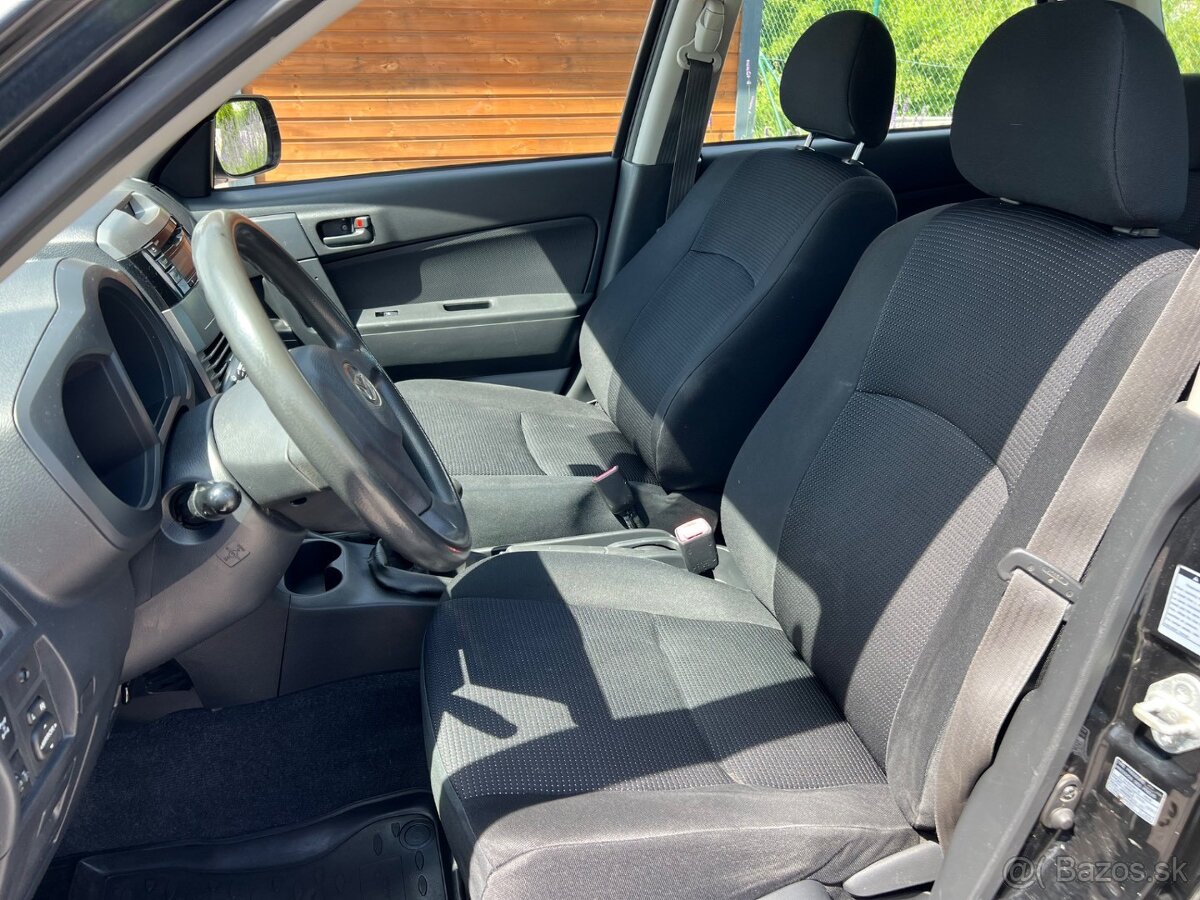 Daihatsu Terios - 12