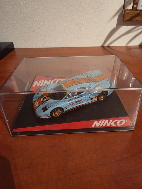 Auto Ninco Ford GT - autíčko na autodráhu - 12